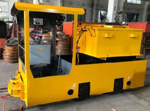 LOCOMOTORA 2.5 TONELADAS CTY2.5 / 4G - 3.5KW*1
